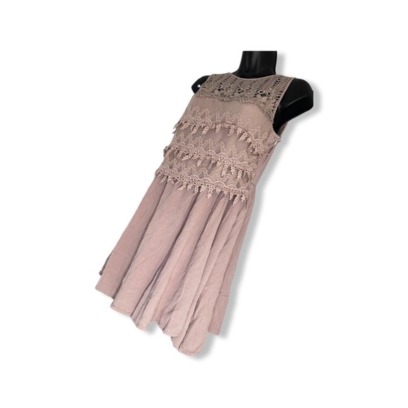 Andree by UNIT blush rose pink dress lacy top sleeveless layered skirt - Picture 2 of 11